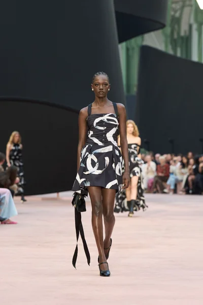 Look 46